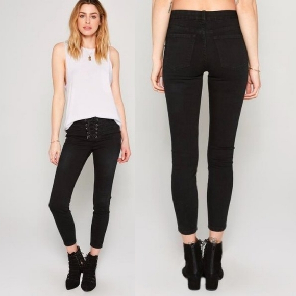 NWT Amuse Society Soho Skinny Jeans - Picture 1 of 12